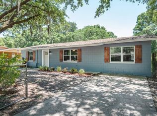 3003 Laurel Ln, Plant City, FL 33566