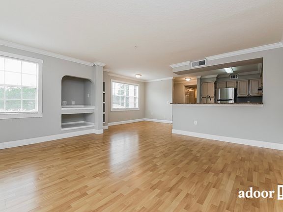 5th image of 14036 Fairway Island Dr APT 1528