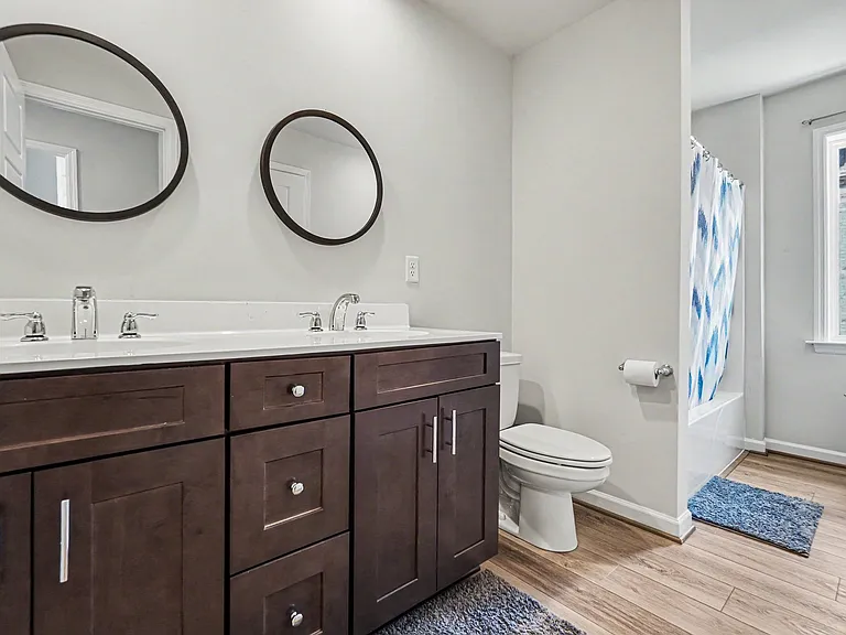 1318 Revival Dr — Photo 40