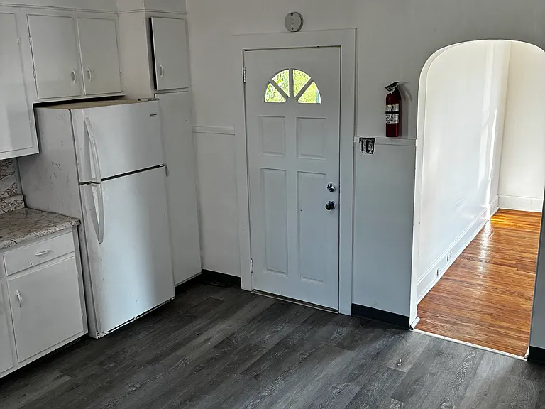 636 Russell Ave #636 — Photo 2