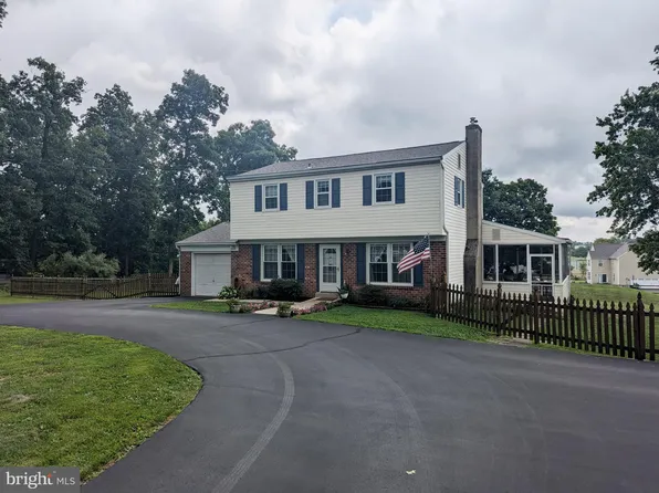 741 Crestwood Dr, Telford, PA 18969