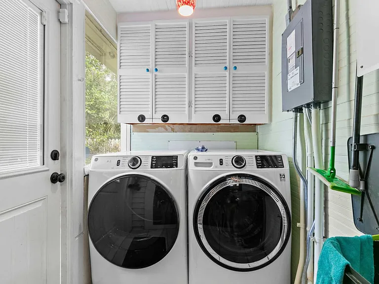 Laundry Room Cabinet