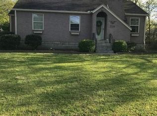 718 W Spring St, Lebanon, TN 37087