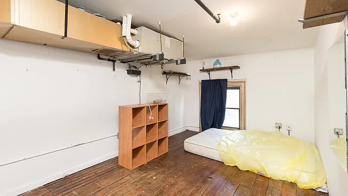 Rented by Nooklyn NYC LLC | media 13