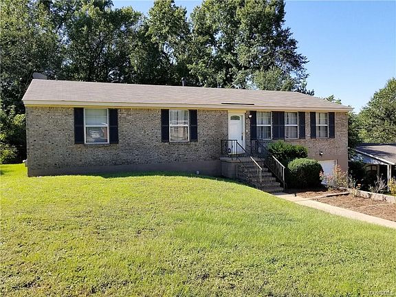 3rd image of 107 Spanish Oak Dr