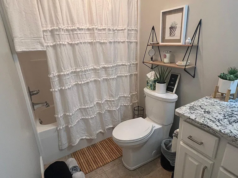1867 N Peckham Ct — Photo 34