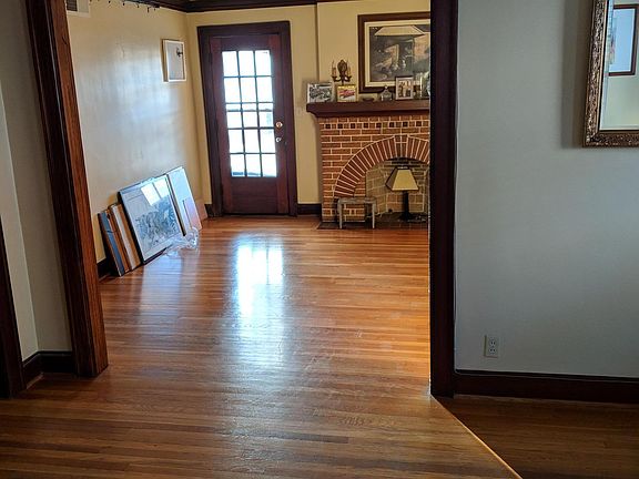 2nd image of 4327 Holly St