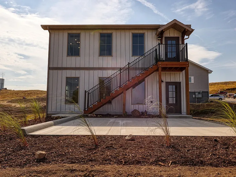 855 Lincoln Dr — Photo 31