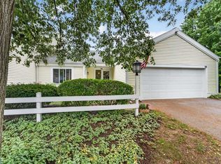 50 Oak Creek Trl, Madison, WI 53717