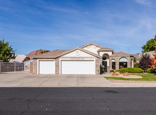 3688 Windmill Dr, Santa Clara, UT 84765