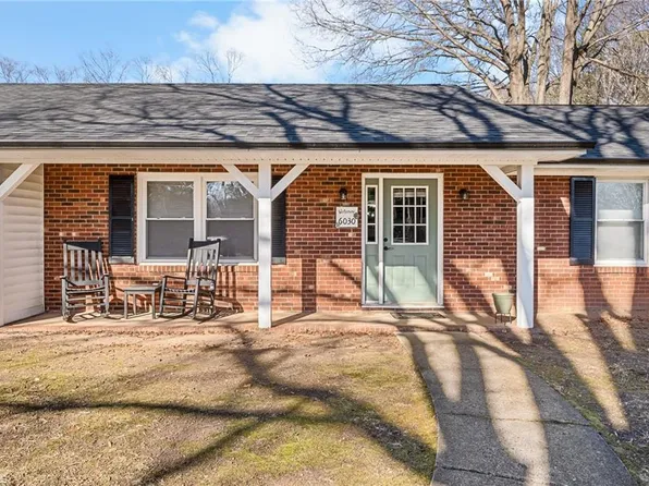 6030 Bobbybrook Dr, Clemmons, NC 27012