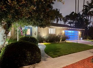 250 Bucknell Rd, Costa Mesa, CA 92626