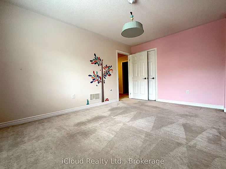 2466 Village Cmn — Photo 29