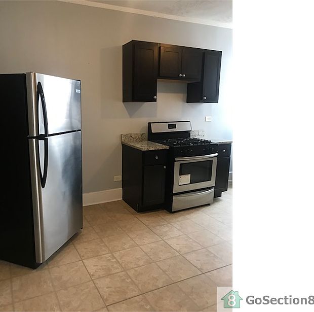 1st image of 7251 S Phillips Ave #3AKF