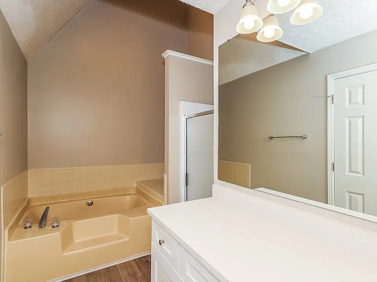 15 Valley Brook Dr — Photo 13