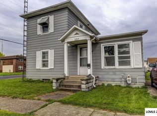 227 S Hamilton St, Lincoln, IL 62656