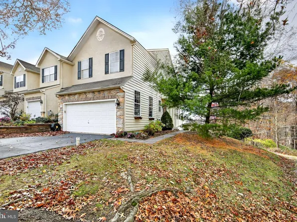 65 Lukens Mill Dr #154, Coatesville, PA 19320