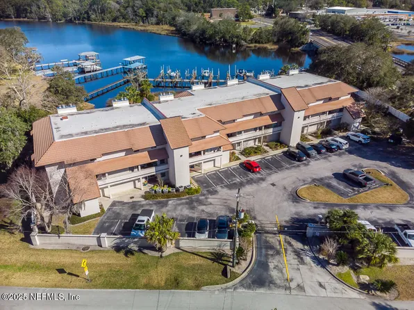 1307 RIVER HILLS Circle E #2, Jacksonville, FL 32211