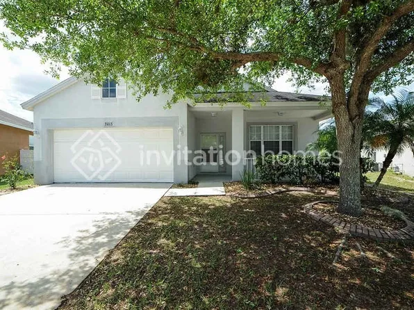 3015 Summer Cruise Dr, Valrico, FL 33594