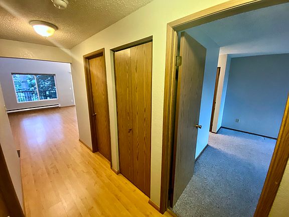 5th image of 19853 25th Ave NE APT 312