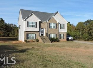 943 Vineyard Rd, Griffin, GA 30223