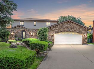 1209 W Farmwood Dr, Addison, IL