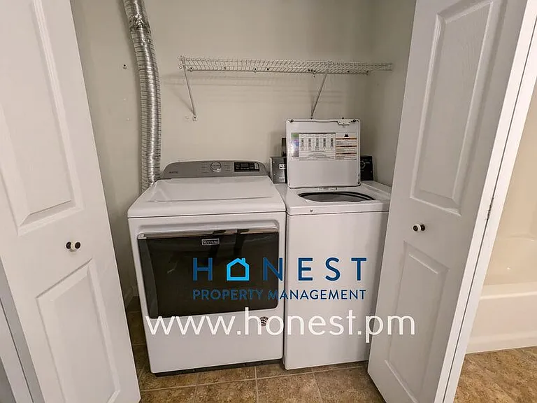 5 Crooker St #2 — Photo 25