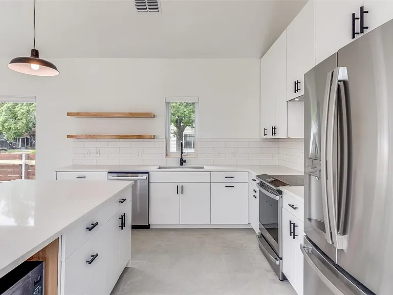 2901 Birmingham Ave — Photo 10