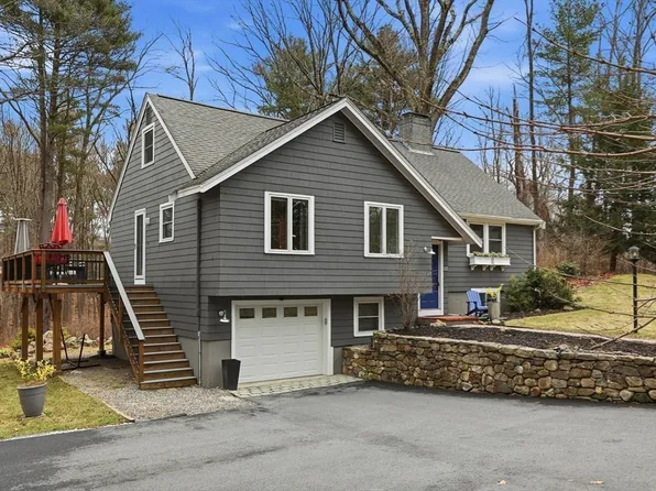 112 High St, Acton, MA 01720