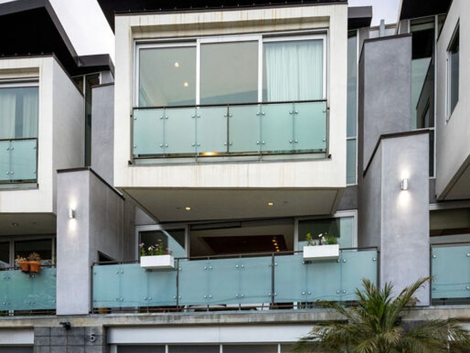 1st image of 351 Sunset Ave #5