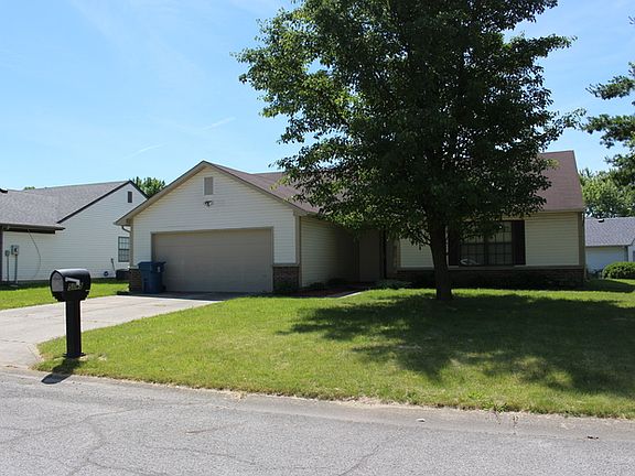 2nd image of 5045 Harpers Ln