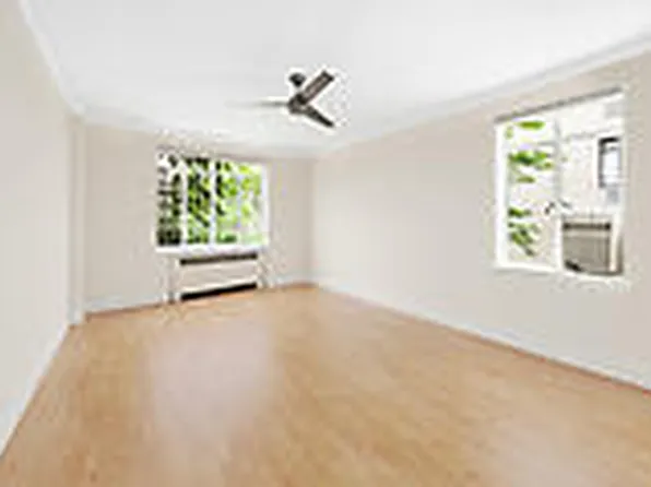 250 West 24th Street image 5 of 7