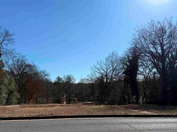 409 W Walnut St #0, Sylacauga, AL 35150