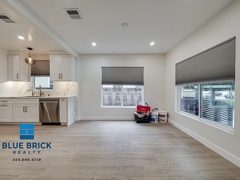 5620 1/2 Radford Ave — Photo 7