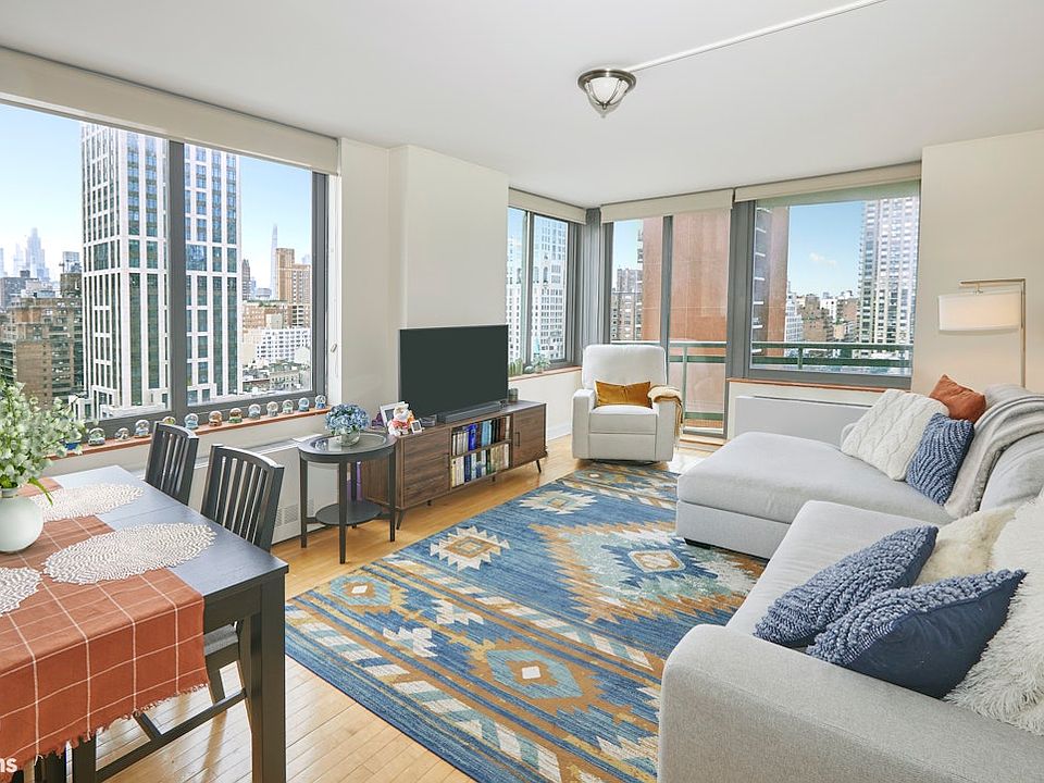 1st image of 300 E 85th St APT 1702