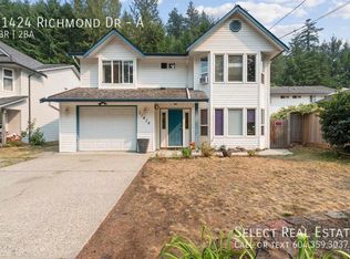 21424 Richmond Dr #A, Hope, BC V0X1L1