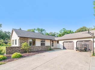 1584 Woodlea Dr, Otsego, MI 49078