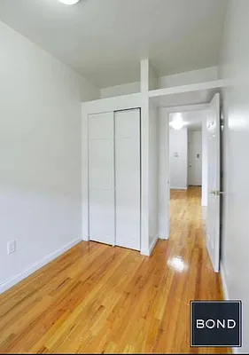 Rented by Bond New York | media 8