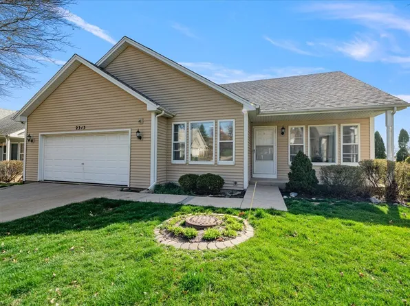 2313 Bluejay Trl, Elgin, IL 60123