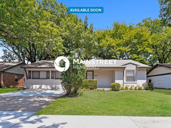12112 Eunice St