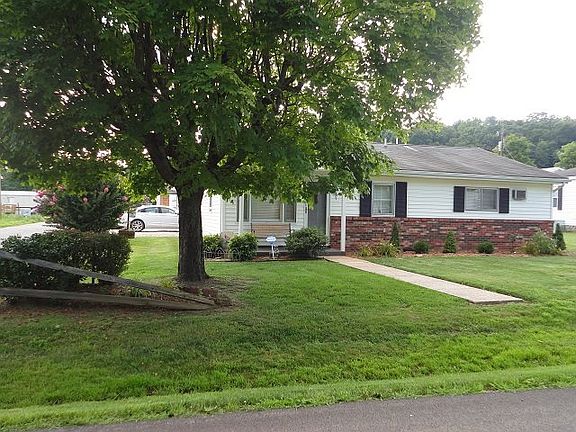 3rd image of 365 Township Road 1034