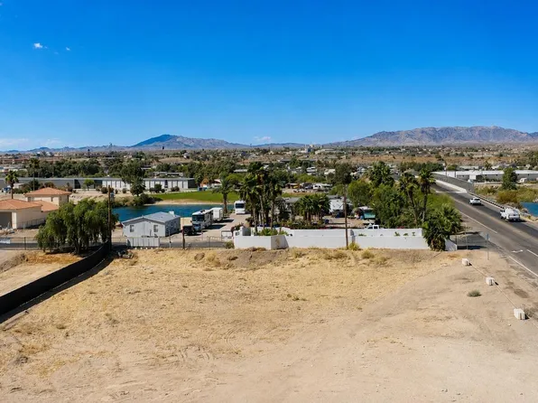 1282 E Levee Dr, Mohave Valley, AZ 86440