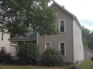 320 W 9th St, Dover, OH