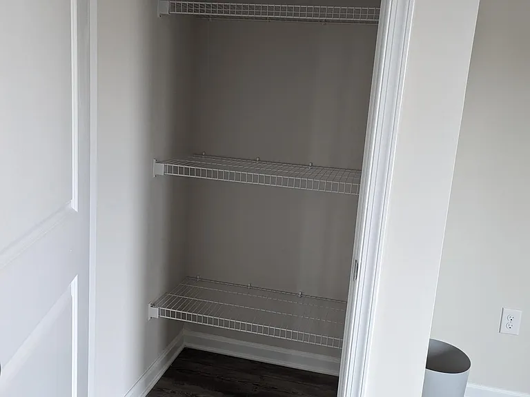 170 Vespucci Ln — Photo 2