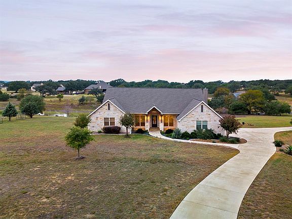 2nd image of 396 Dos Lagos Dr