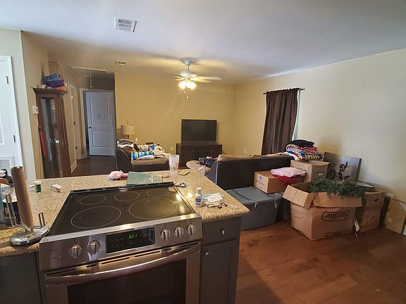 4th image of 47340 Vena Dr