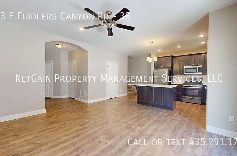 173 E Fiddlers Canyon Rd #38 — Photo 5