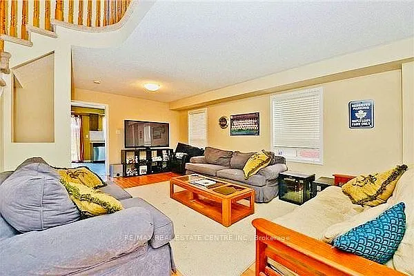 5673 Flora Dr — Photo 5