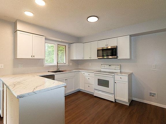 5th image of 2313 Westchester Rd