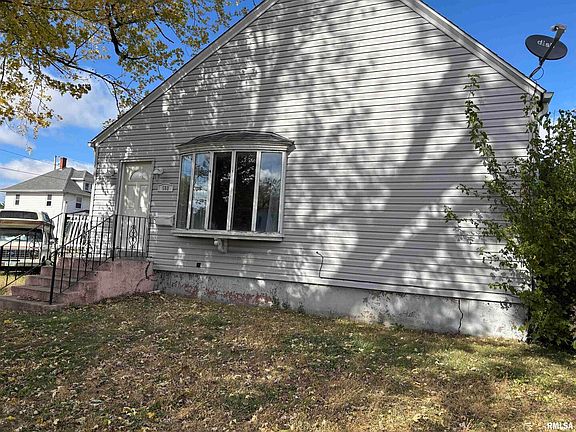 2nd image of 560 4th Ave S